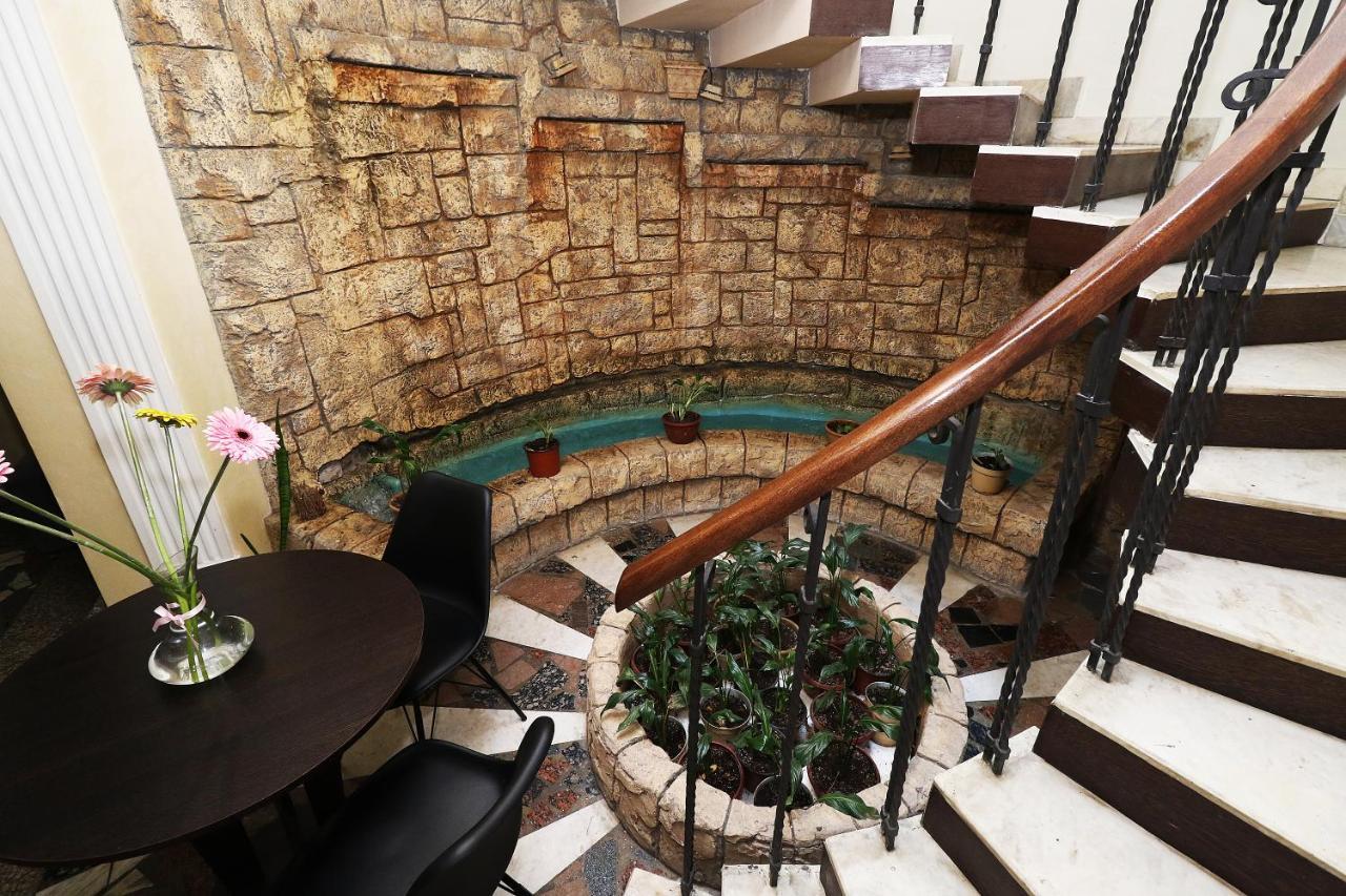 Hotel Tigran Mets Єреван Екстер'єр фото